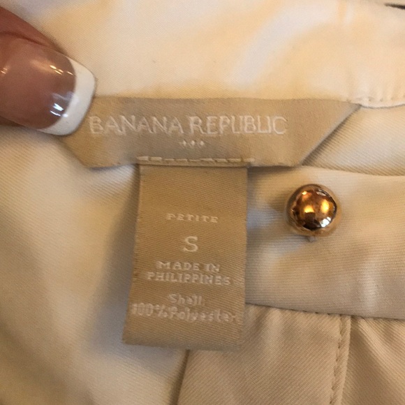 Great looking banana republic top, medium❤️💙🧡 - Picture 7 of 7